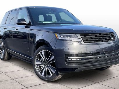 New 2025 Land Rover Range Rover SE