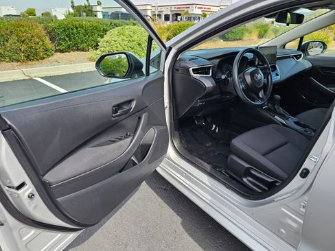 Used 2024 Toyota Corolla LE image 15