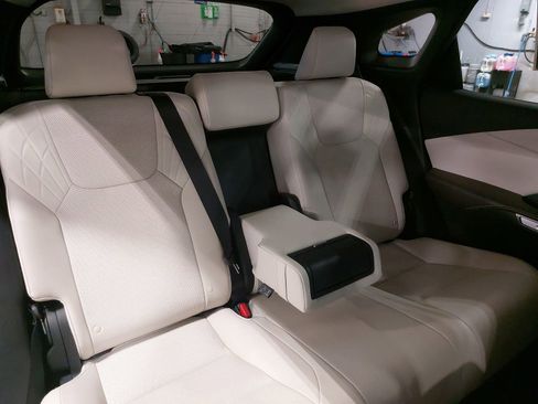 Used 2024 Lexus RX 350 Premium image 13