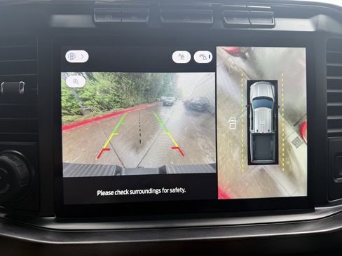 Used 2023 Ford F250 Lariat w/ Sport Appearance Package image 7