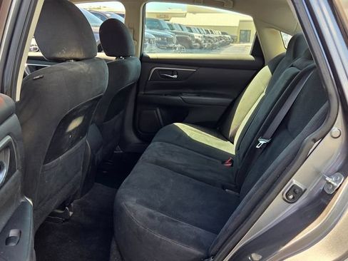 Used 2015 Nissan Altima 2.5 S w/ Power Driver Seat Package FWD image 10