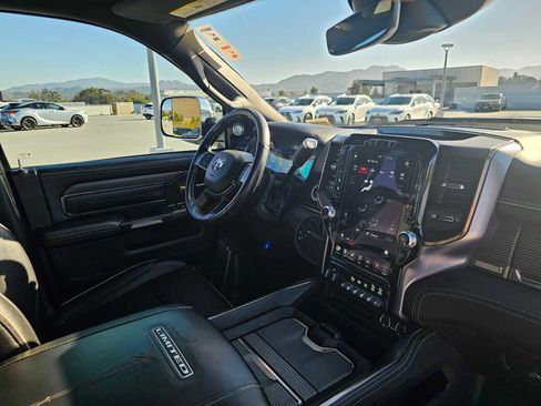 Used 2020 RAM 2500 Limited image 11