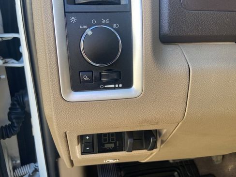 Used 2010 Dodge Ram 2500 Truck SLT w/ Luxury Group image 18