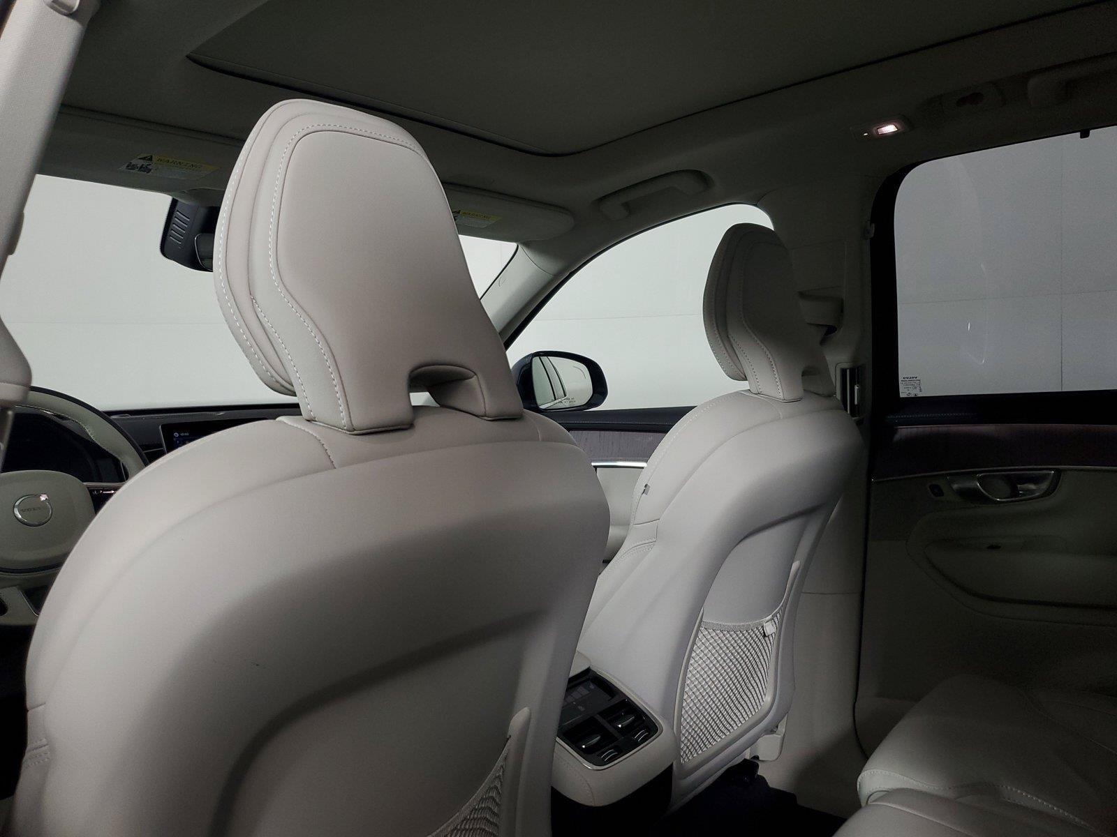 Certified 2026 Volvo XC90 B6 Ultra AWD/4WD image 15