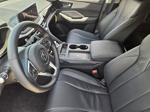 Certified 2026 Acura MDX FWD w/ Technology Package image 13
