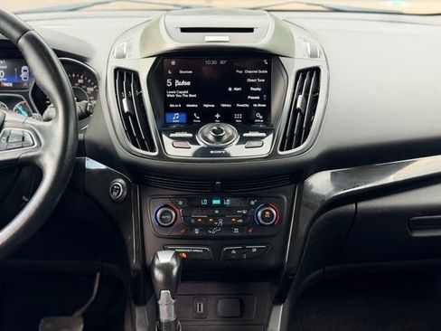 Used 2017 Ford Escape Titanium AWD/4WD image 20