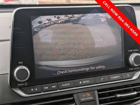 Used 2024 Nissan Altima 2.5 SV image 20