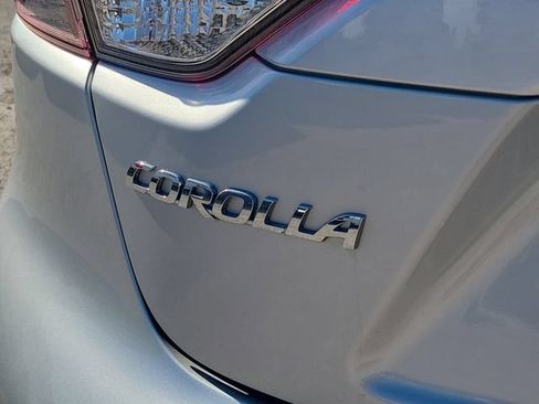 Used 2024 Toyota Corolla LE FWD image 9