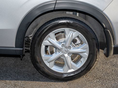 Certified 2023 Honda HR-V LX image 38