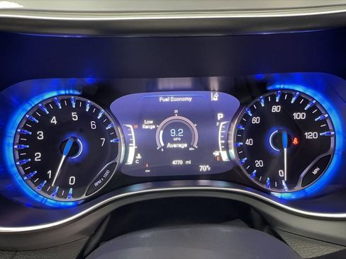 Used 2026 Chrysler Pacifica Limited w/ S Appearance Package FWD image 41