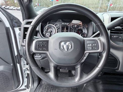 Used 2022 RAM 4500 Tradesman w/ Chrome Appearance Group image 12