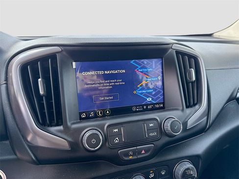 Used 2024 GMC Terrain AT4 w/ Infotainment Package II image 16