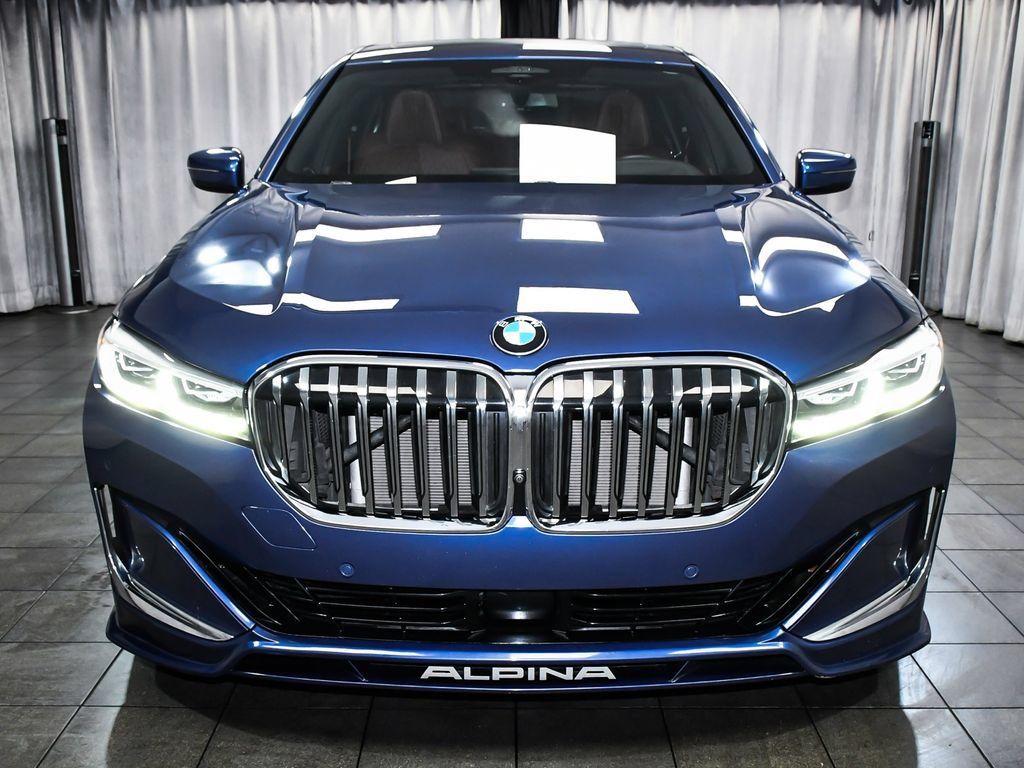 Used 2022 BMW ALPINA B7 xDrive w/ Luxury Rear Seating Package AWD/4WD image 2
