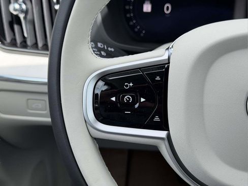 New 2026 Volvo XC60 B5 Ultra w/ Climate Package AWD/4WD image 8