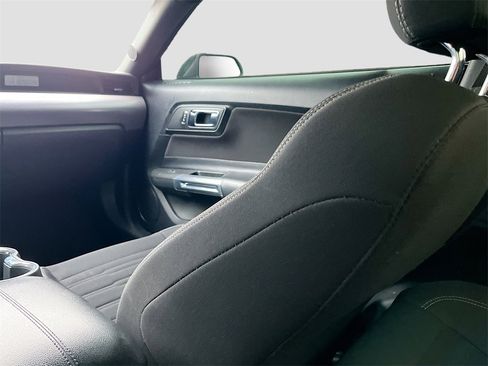 Used 2016 Ford Mustang GT image 21