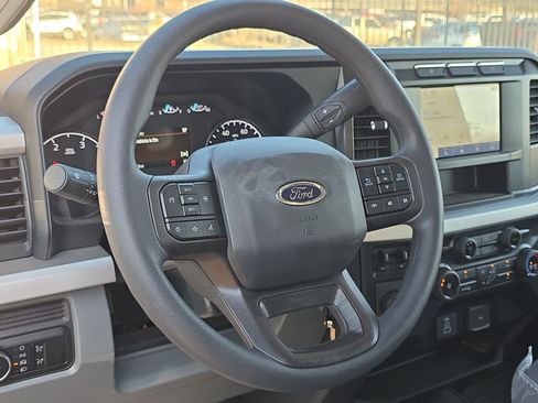 Used 2024 Ford F350 XL w/ XL Chrome Package image 13