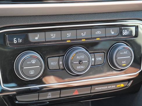 Used 2022 Volkswagen Atlas SE image 24