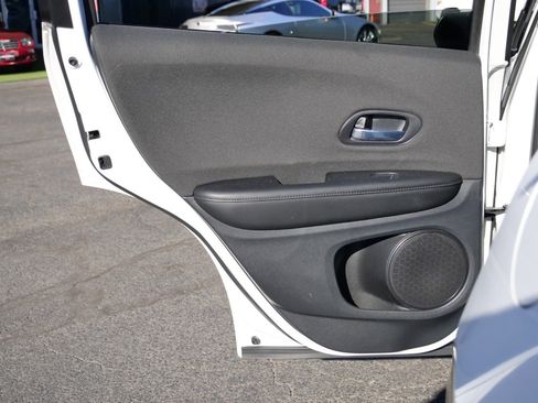 Used 2021 Honda HR-V Sport image 25