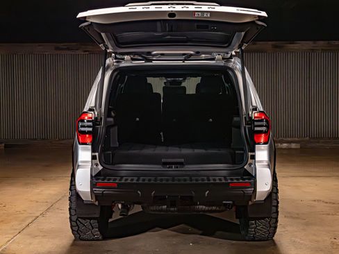Used 2026 Toyota 4Runner TRD Off-Road Premium AWD/4WD image 9