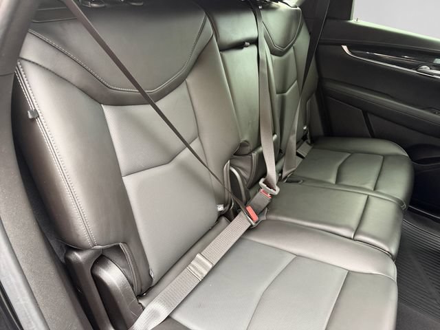Used 2022 Cadillac XT5 Premium Luxury w/ Technology Package AWD/4WD image 16