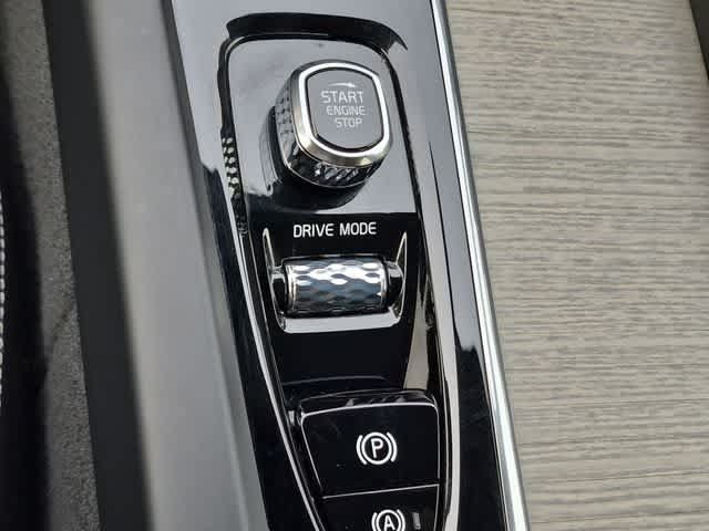 Used 2019 Volvo XC60 T6 Inscription AWD/4WD image 33