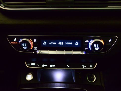 Used 2023 Audi Q5 2.0T Premium w/ Convenience Package image 14