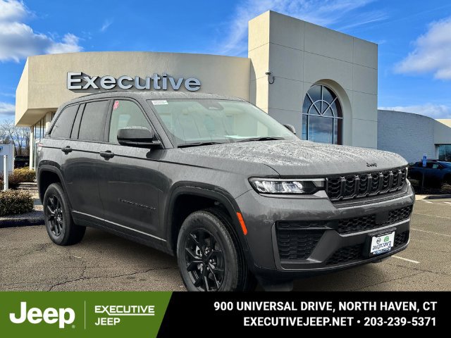 New 2026 Jeep Grand Cherokee Altitude AWD/4WD image 1