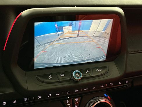 Used 2017 Chevrolet Camaro LT image 25