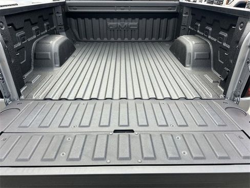 New 2026 GMC Sierra 1500 Elevation w/ LPO, Elevation Black Package image 25