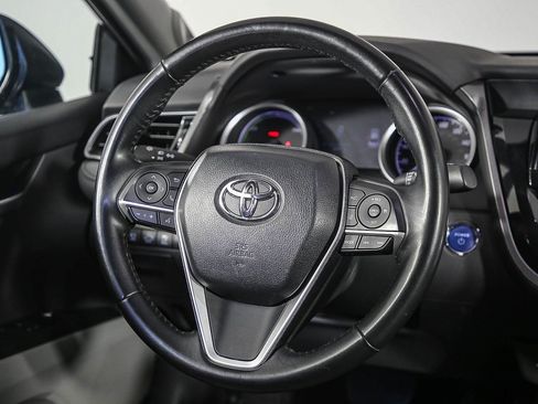 Used 2024 Toyota Camry XLE w/ Navigation Package image 14