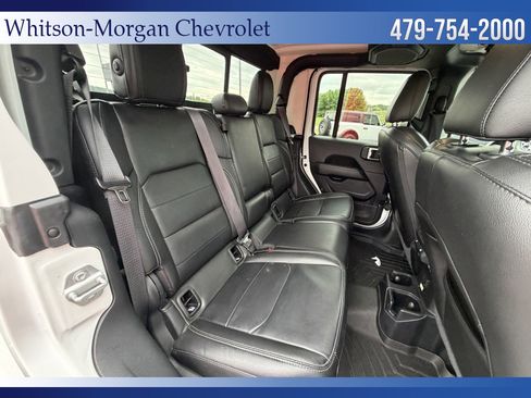 Used 2021 Jeep Gladiator Overland w/ Popular Equipment Package AWD/4WD image 35