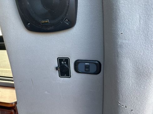 Used 1999 GMC Savana 1500 image 23