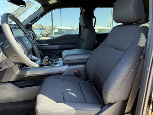 New 2026 Ford F150 XLT w/ Equipment Group 302A MID image 44