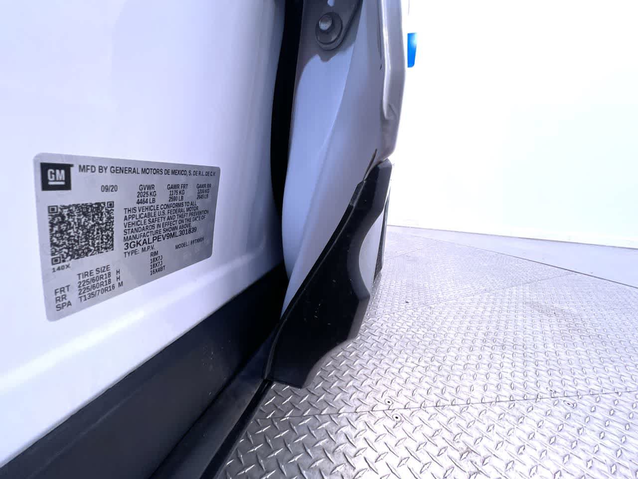 Used 2021 GMC Terrain SLT w/ LPO, Floor Liner Package FWD image 46
