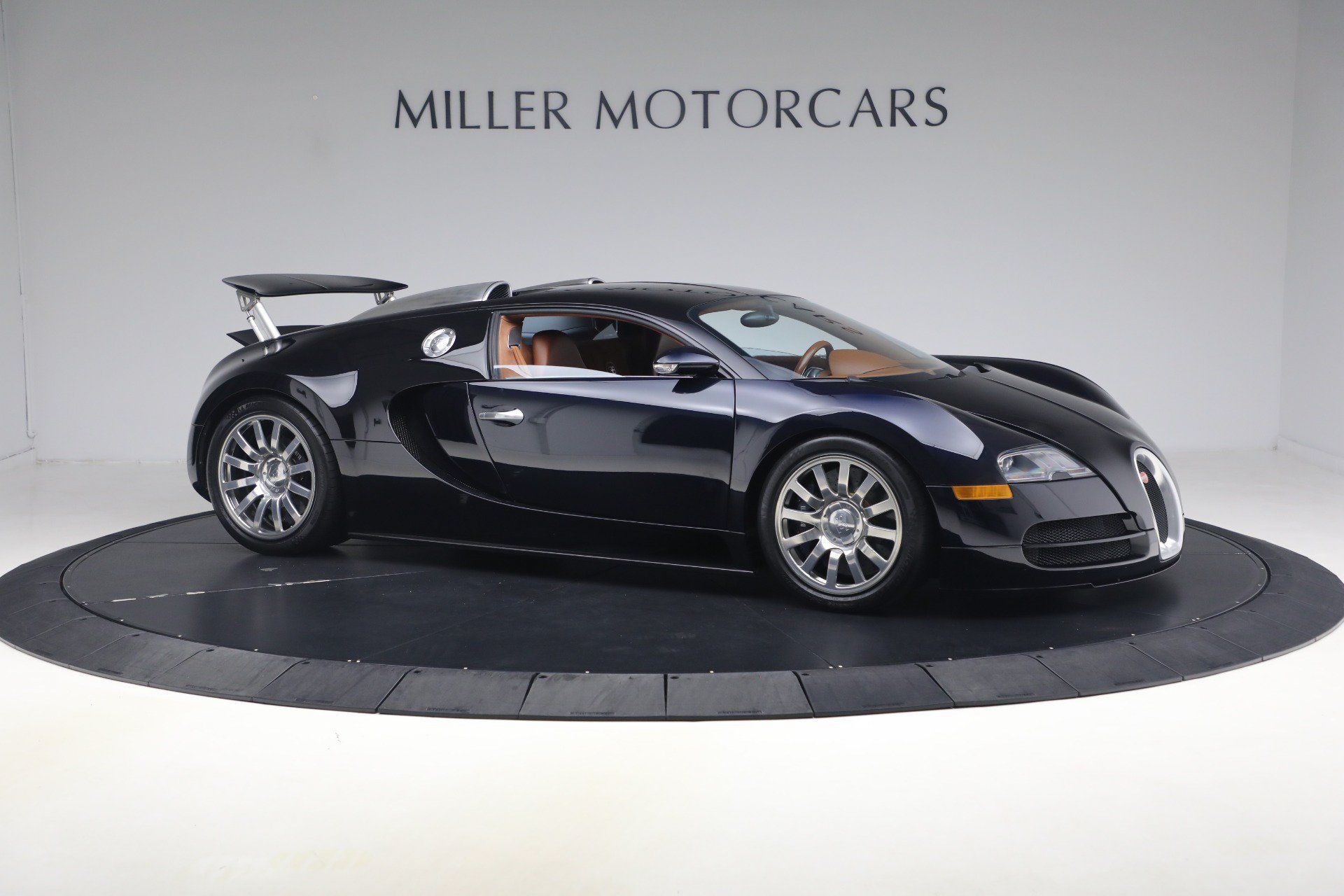 Used 2006 Bugatti Veyron AWD/4WD image 10