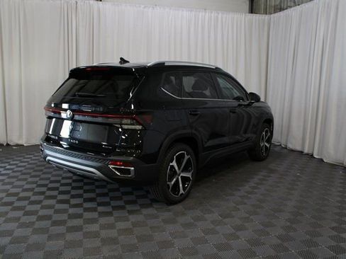 New 2025 Volkswagen Taos SEL AWD/4WD image 25