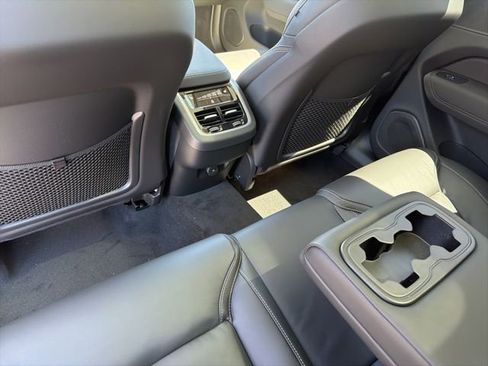 New 2026 Volvo XC60 B5 Ultra w/ Protection Package Premier AWD/4WD image 9