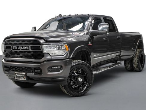 Used 2024 RAM 3500 Limited AWD/4WD image 5