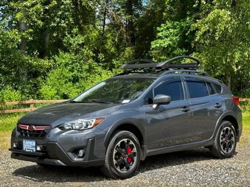 Used 2021 Subaru Crosstrek 2.0i Premium w/ Moonroof Package AWD/4WD image 4