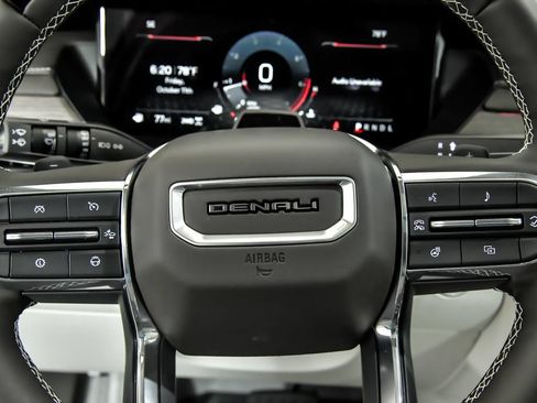 New 2027 GMC Acadia Denali w/ Denali Reserve Package AWD/4WD image 11