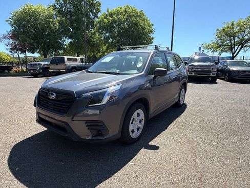 Used 2022 Subaru Forester AWD/4WD image 1