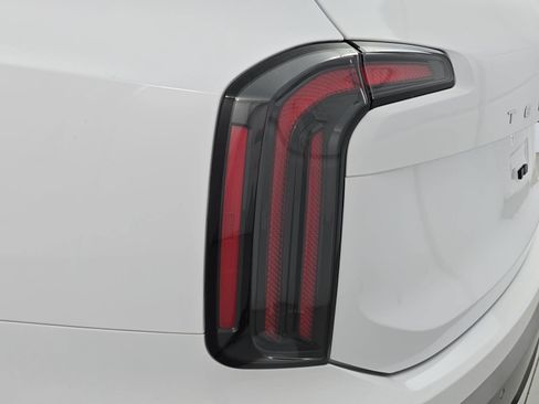Used 2025 Kia Telluride SX Prestige AWD/4WD image 36