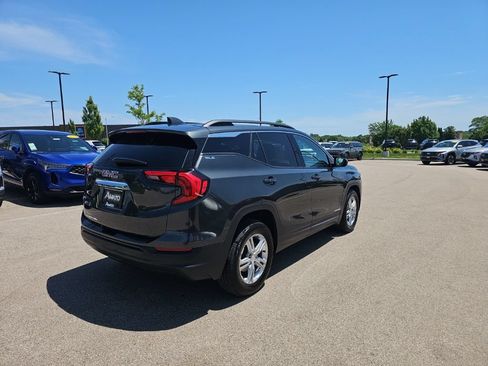 Used 2020 GMC Terrain SLE w/ Driver Convenience Package FWD image 5