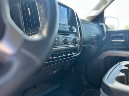 Used 2018 Chevrolet Silverado 1500 LT w/ All Star Edition AWD/4WD image 10