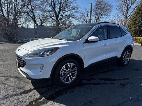 Used 2022 Ford Escape SEL w/ Technology Package image 8