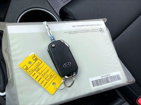 Used 2021 Kia Sportage S AWD/4WD image 12