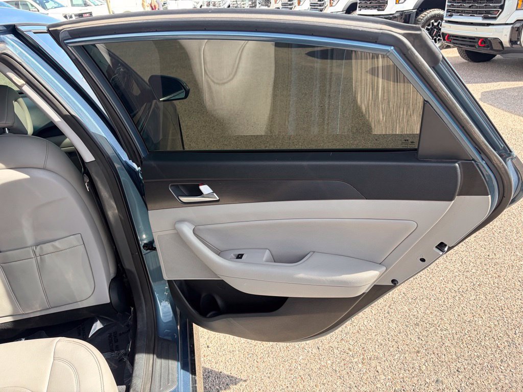 Used 2015 Hyundai Sonata Sport w/ Option Group 03 FWD image 25