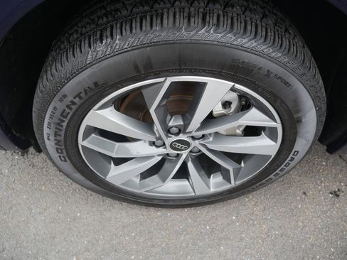 Certified 2023 Audi Q5 2.0T Premium w/ Convenience Package image 12