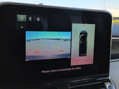 Used 2021 Lincoln Navigator Reserve w/ Luxury Package image 31