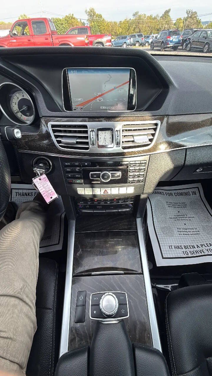 Used 2014 Mercedes-Benz E 350 4MATIC Sedan image 15